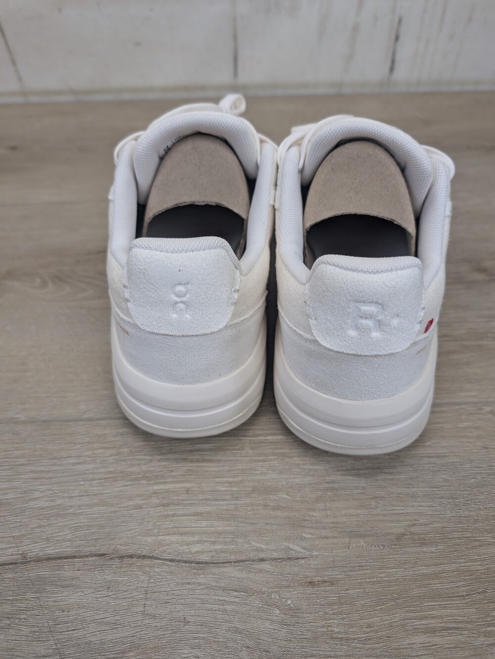 On Running Cloud Pulse Next White /Ice Women's Size 10 Brand New* Read* - Picture 5 of 7